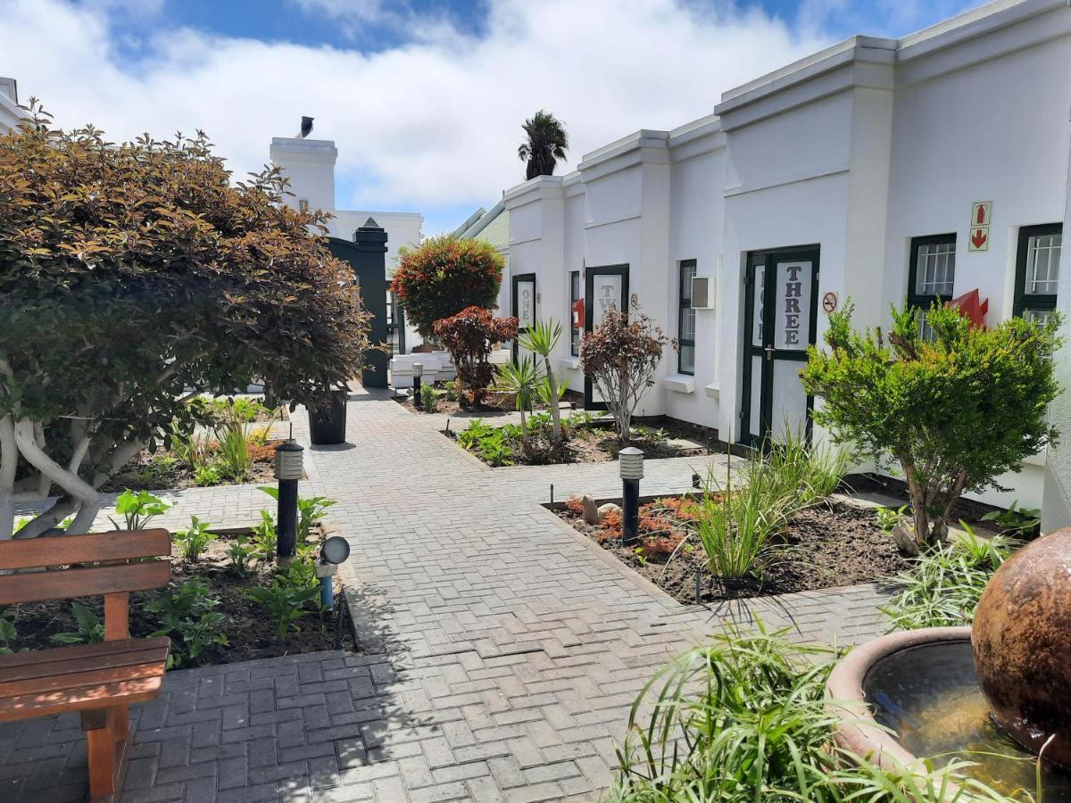 Langholm Hotel Walvis Bay Eksteriør billede