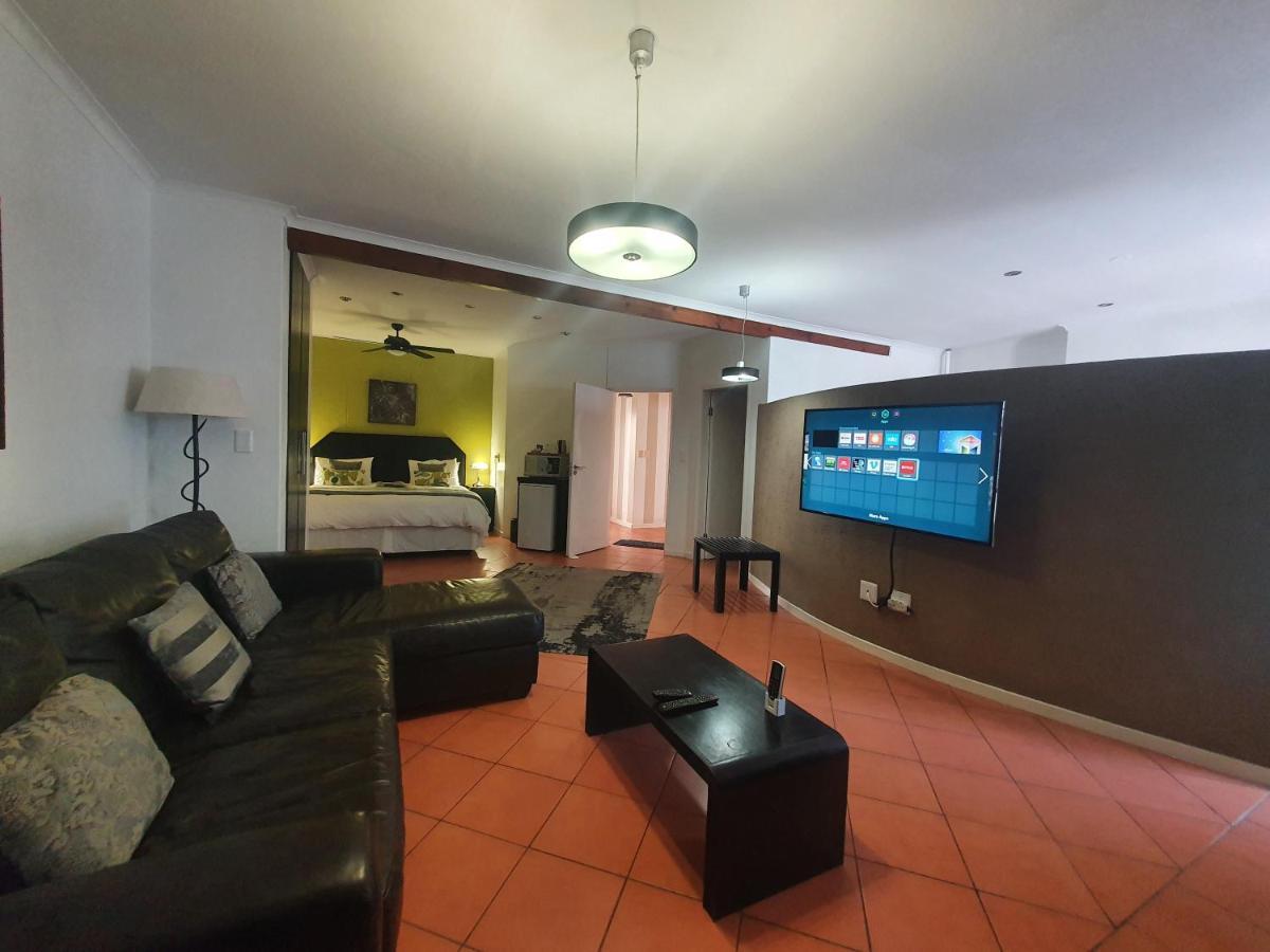 Langholm Hotel Walvis Bay Eksteriør billede