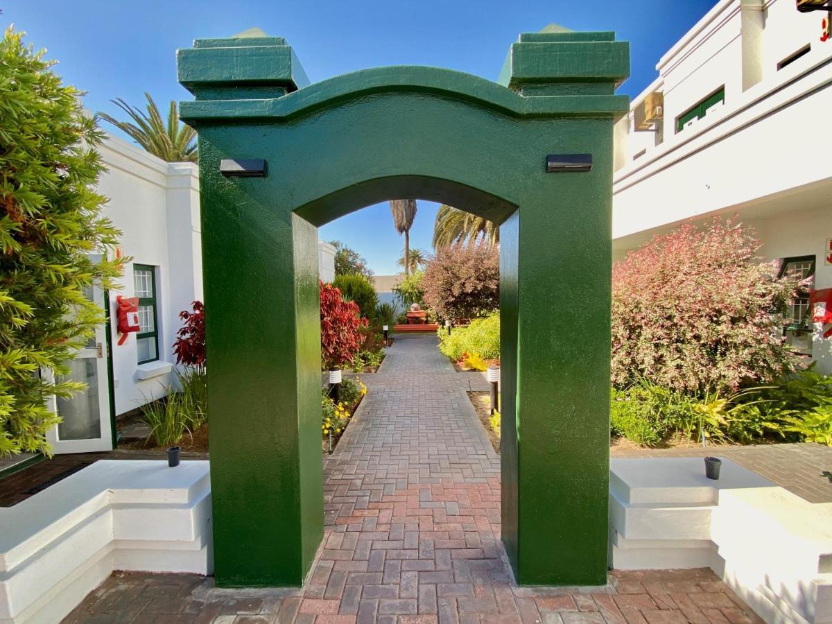 Langholm Hotel Walvis Bay Eksteriør billede