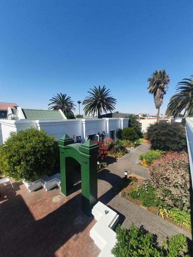 Langholm Hotel Walvis Bay Eksteriør billede